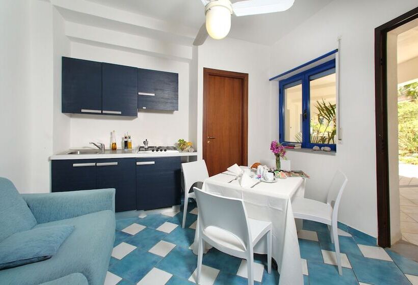 带1个卧室带花园景观的公寓, Regent Beach Hotel & Apartments