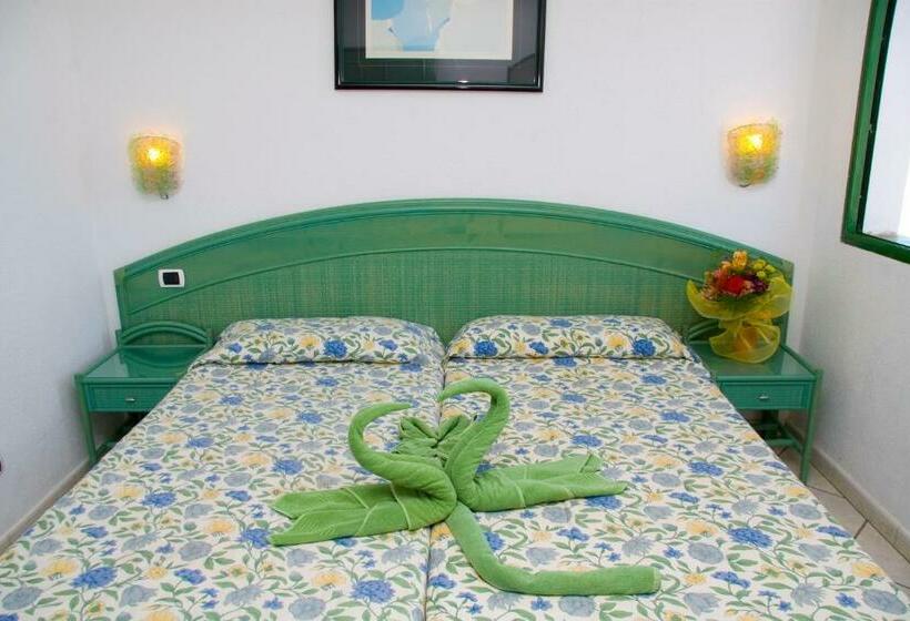 １階の１ベッドルームアパートメント, Aparthotel Esquinzo y Monte del Mar