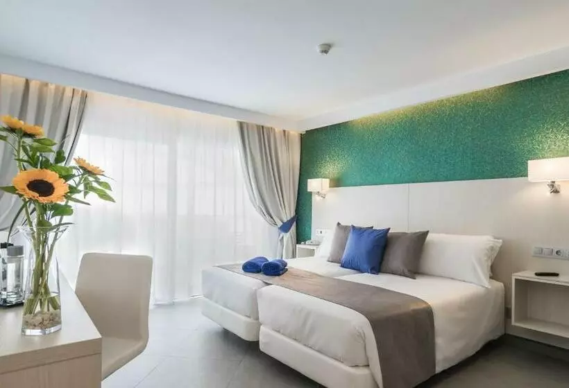اتاق استاندارد با بالکن و چشم‌انداز دریا, Aparthotel Esquinzo y Monte del Mar