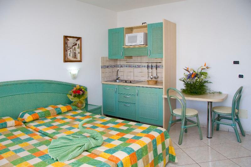 Студия Стандарт, Aparthotel Esquinzo y Monte del Mar