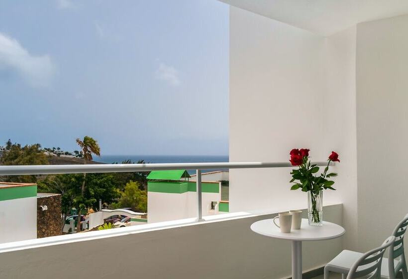 サイドシービュージュニアスイート, Aparthotel Esquinzo y Monte del Mar