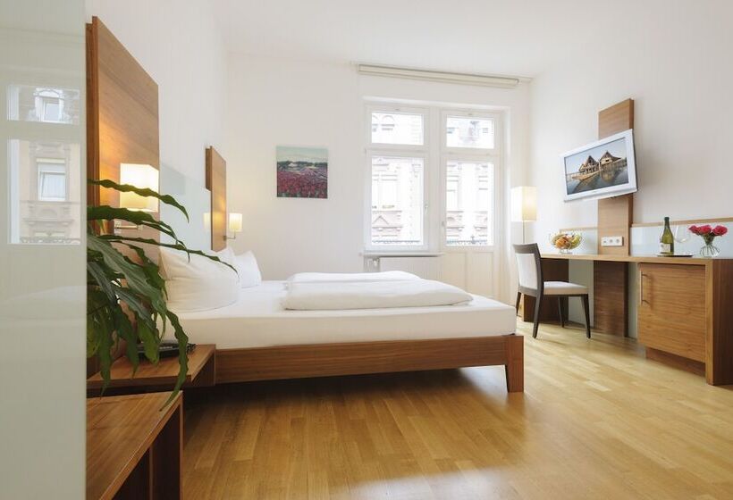 Номер Стандарт, Augustiner Tor