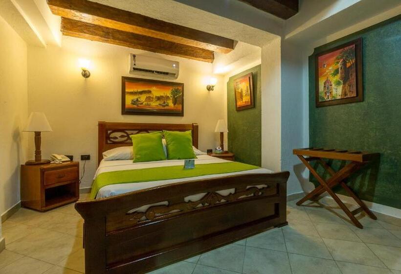 غرفة قياسية, Don Pedro De Heredia