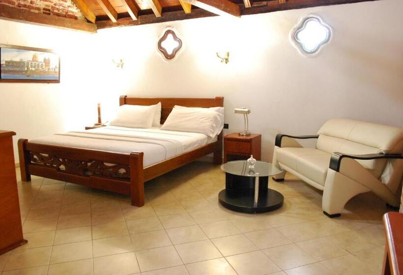 جناح جونيور, Don Pedro De Heredia