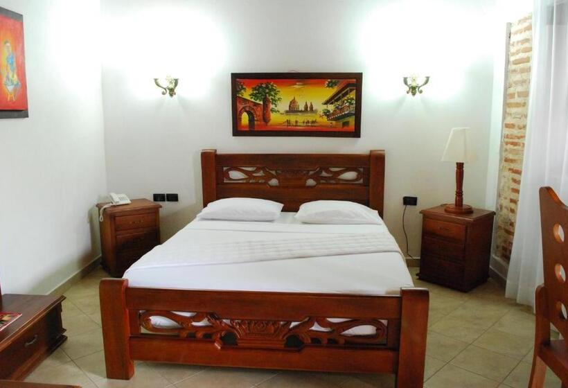 غرفة قياسية ثلاثية, Don Pedro De Heredia