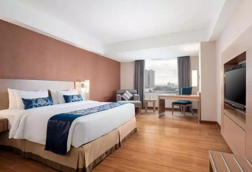 اتاق لوکس, Grand City Hall Hotel & Serviced Residences