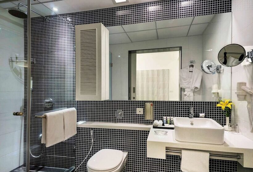 발코니가 있는 스위트, Grand Mercure Bangalore An Accor Brand