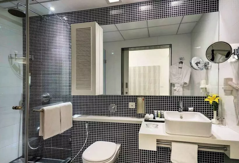 バルコニー付スイート, Grand Mercure Bangalore An Accor Brand