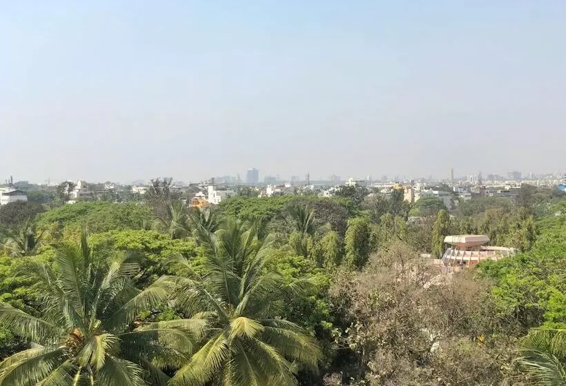 バルコニー付スイート, Grand Mercure Bangalore An Accor Brand