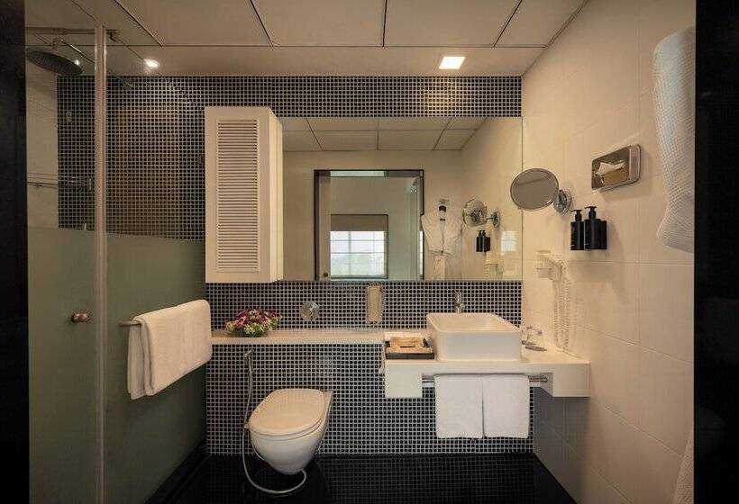 스탠다드 스튜디오 더블 침대, Grand Mercure Bangalore An Accor Brand