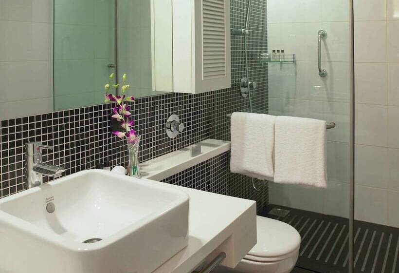 스탠다드 스튜디오 더블 침대, Grand Mercure Bangalore An Accor Brand