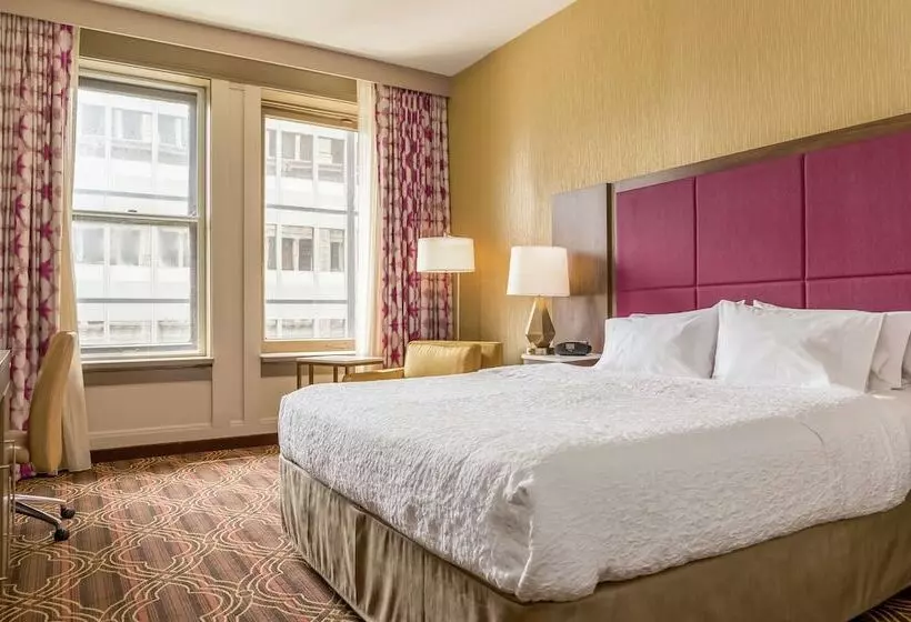 身障者適用スタンダードルーム, Hampton Inn Majestic Chicago Theatre District