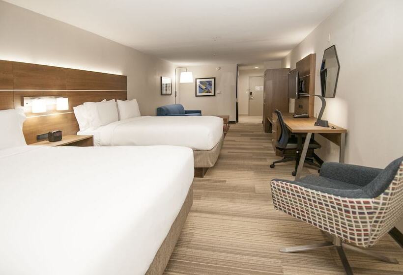 جناح, Holiday Inn Express Hotel & Suites Plano West   Frisco, An Ihg