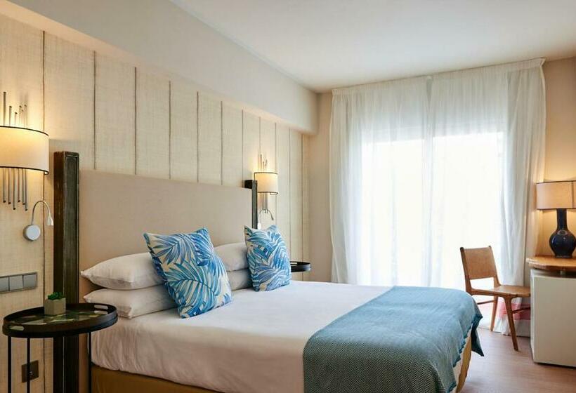 اتاق استاندارد, Honucai