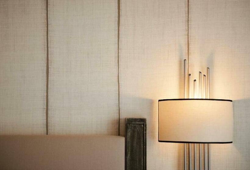 اتاق سوپریور, Honucai