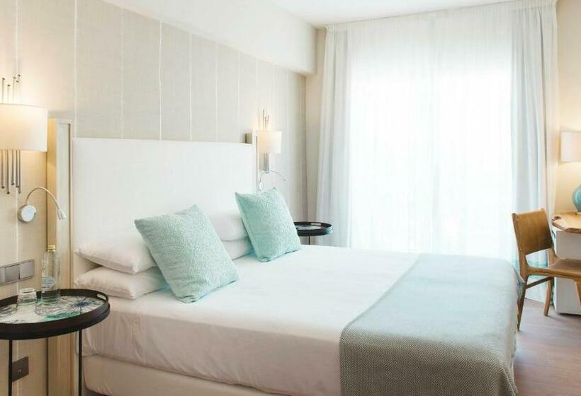 اتاق سوپریور, Honucai