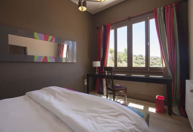 스탠다드 룸, Huacalera