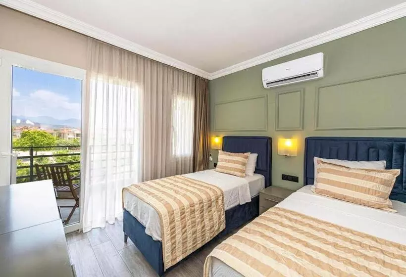 سوییت با چشم‌انداز استخر, Idee Sui̇tes Fethiye