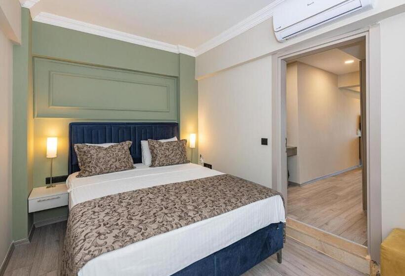 جناح مطلّ علي حمام السباحة, Idee Sui̇tes Fethiye