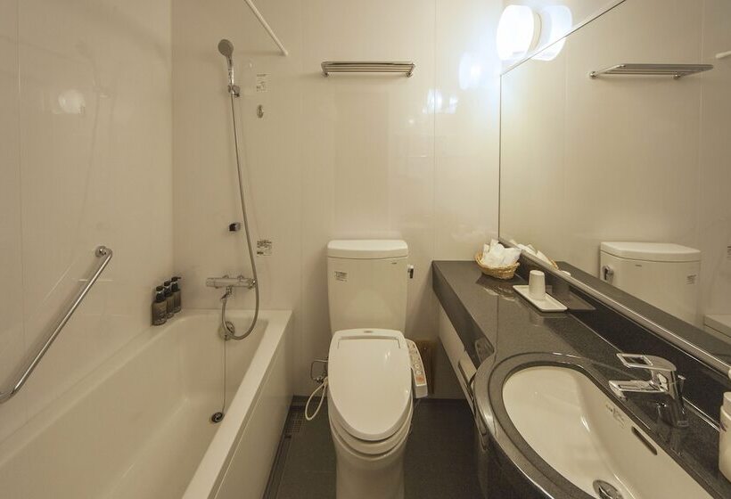 标准单人间, Kobe Seishin Oriental