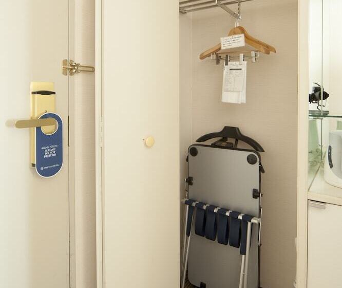 标准单人间, Kobe Seishin Oriental