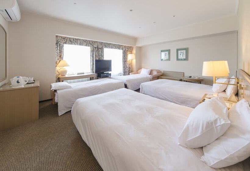 四人标准间, Kobe Seishin Oriental