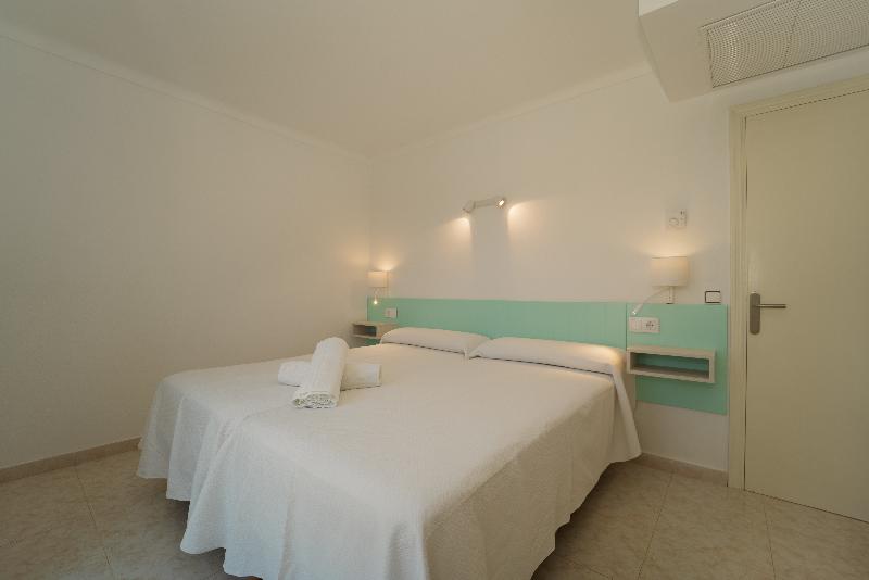 标准三人间, Kobe Seishin Oriental