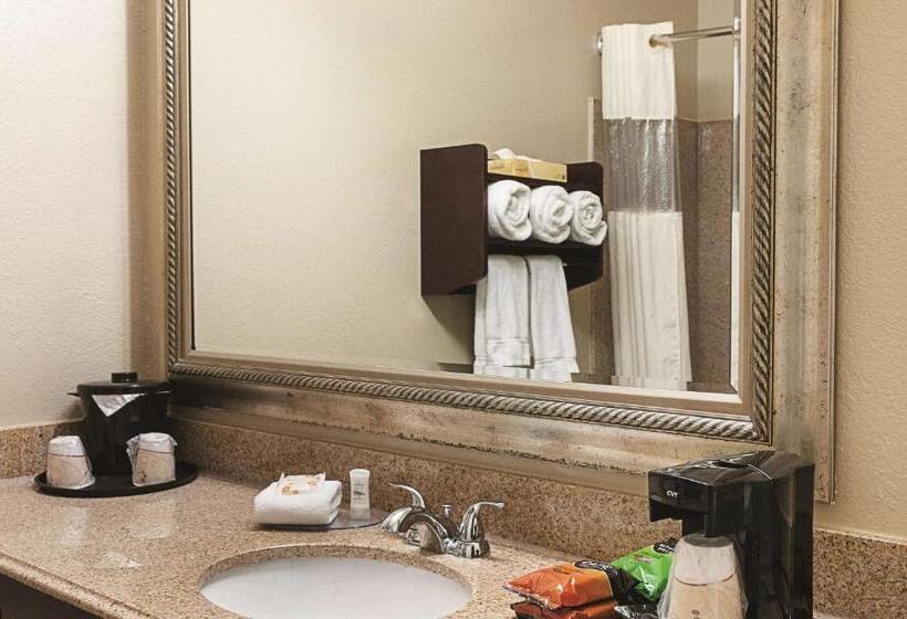 غرفة قياسية سرير كينج, La Quinta By Wyndham Houma