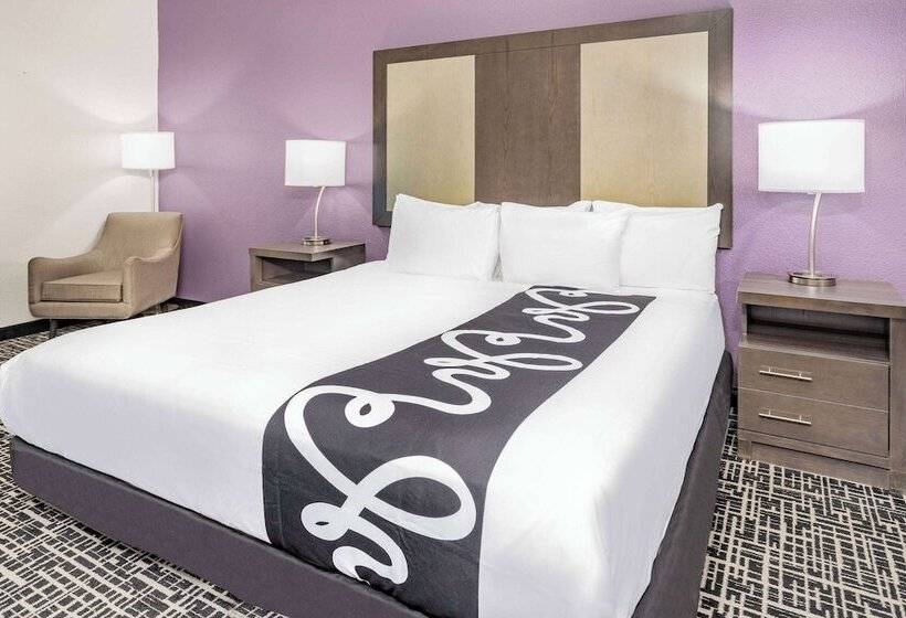 Люкс Повышенной Комфортности, La Quinta Inn & Suites By Wyndham Norfolk