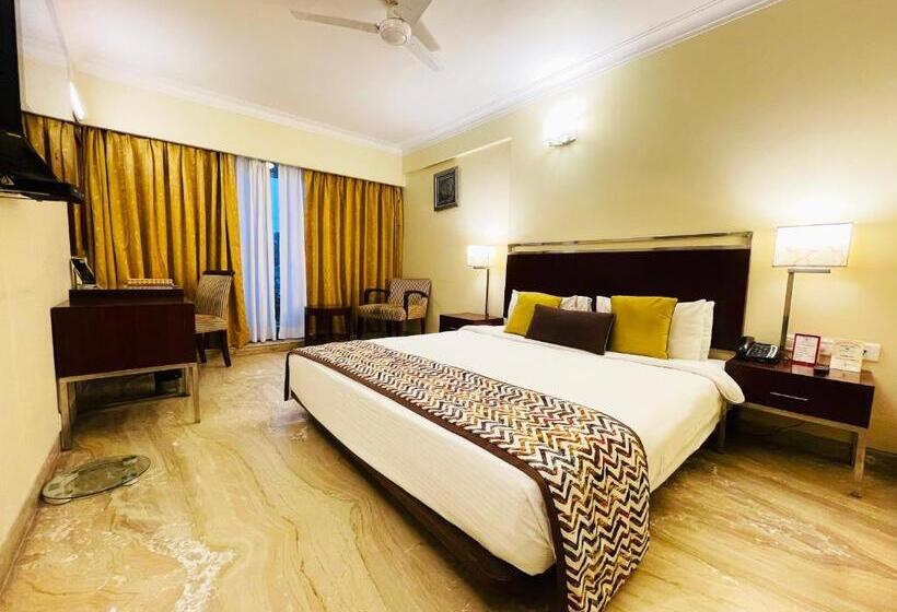 スタンダードルーム, The Wall Street Beacon, Jaipur