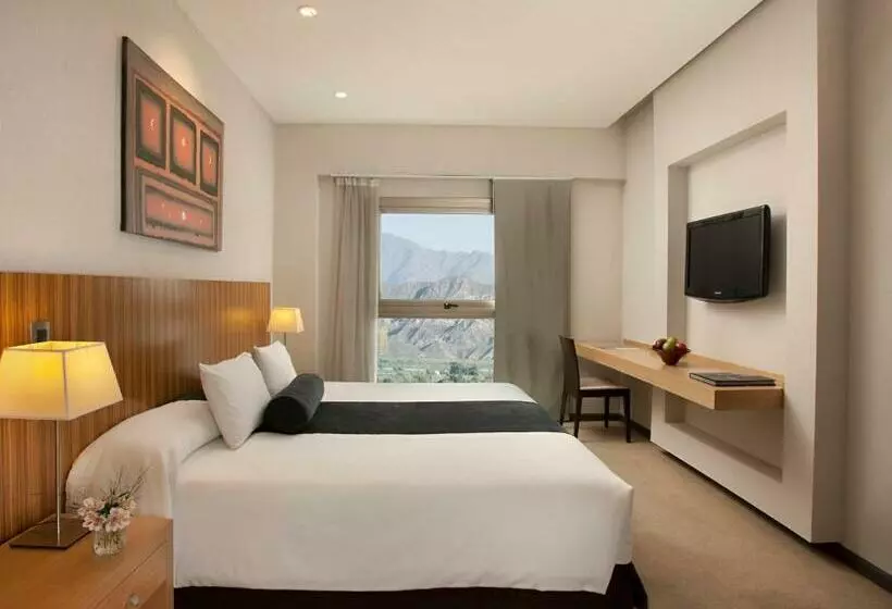 Family Room Mountain View, Mod Hotels Mendoza