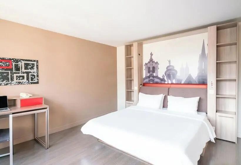 スタンダードスタジオ, B&b Home Caen Centre Gare