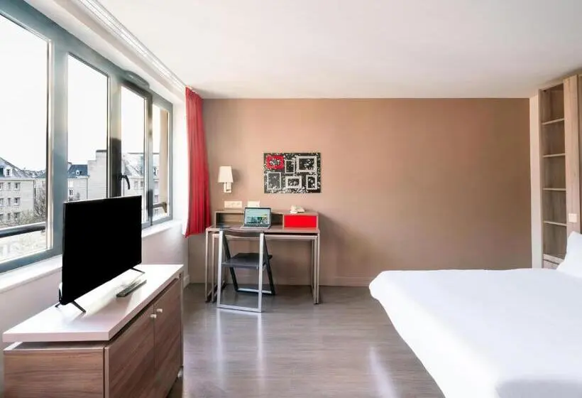 スーペリアスタジオ, B&b Home Caen Centre Gare