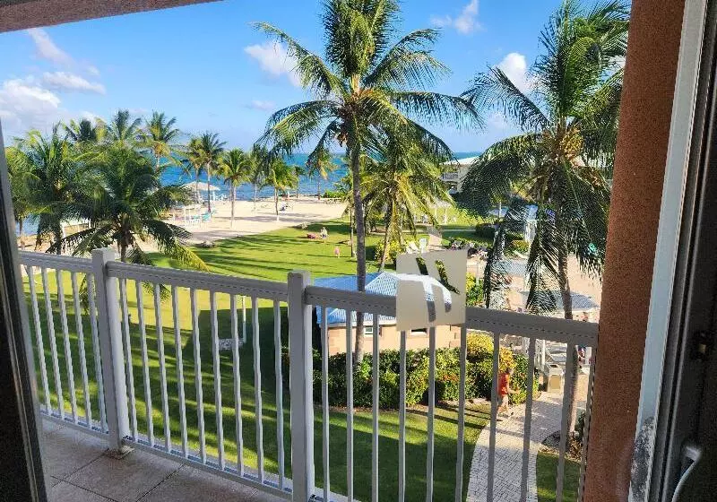 اتاق استاندارد با چشمانداز دریا, Holiday Inn Resort Grand Cayman, An Ihg