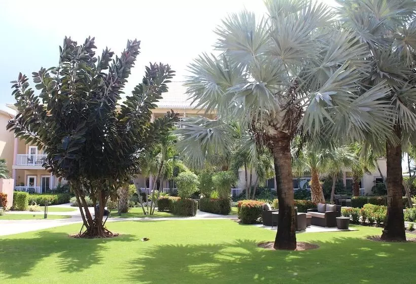 اتاق استاندارد با 2 تخت دوبل, Holiday Inn Resort Grand Cayman, An Ihg