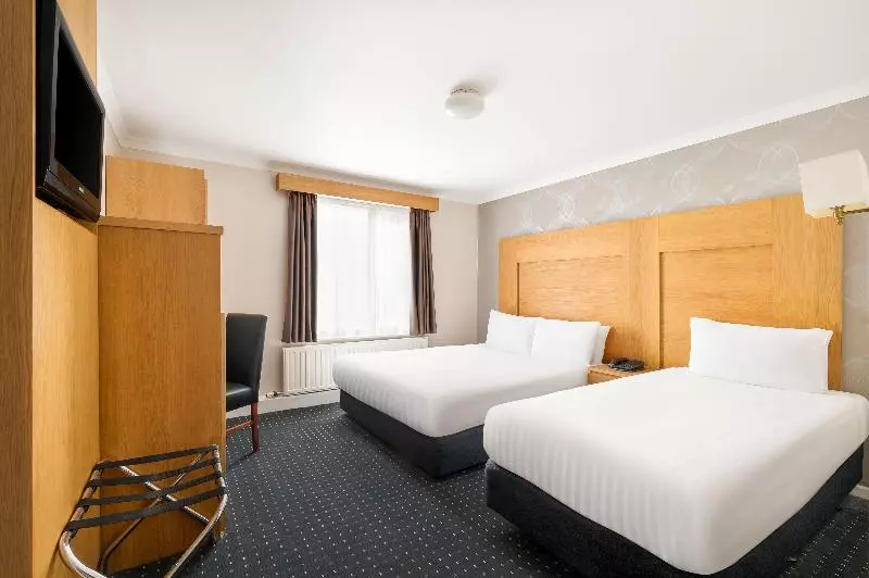 اتاق استاندارد با چشمانداز استخر, Holiday Inn Resort Grand Cayman, An Ihg