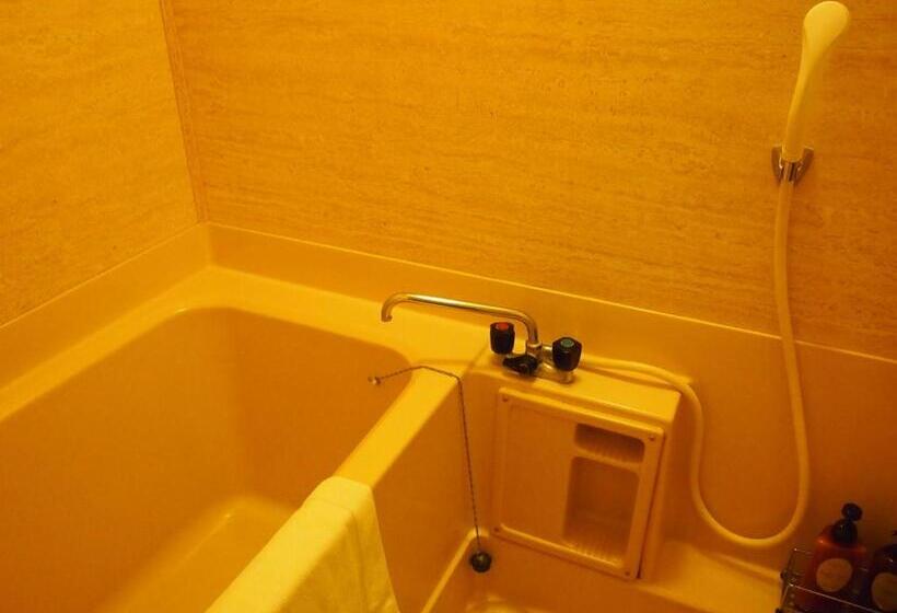 اتاق استاندارد چهار تخته, Kamenoi Hotel Aso Park Resort