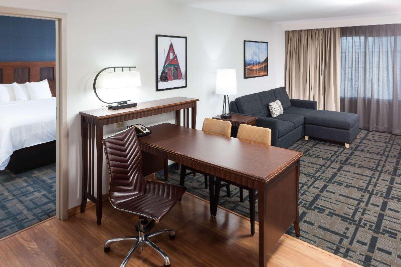 Люкс 2 Спальни, Embassy Suites Anchorage