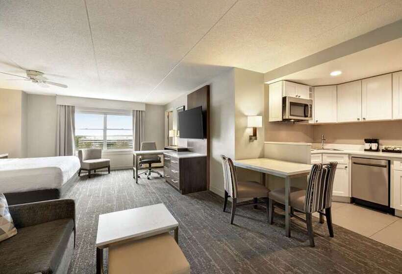Номер Стандарт, Embassy Suites Anchorage