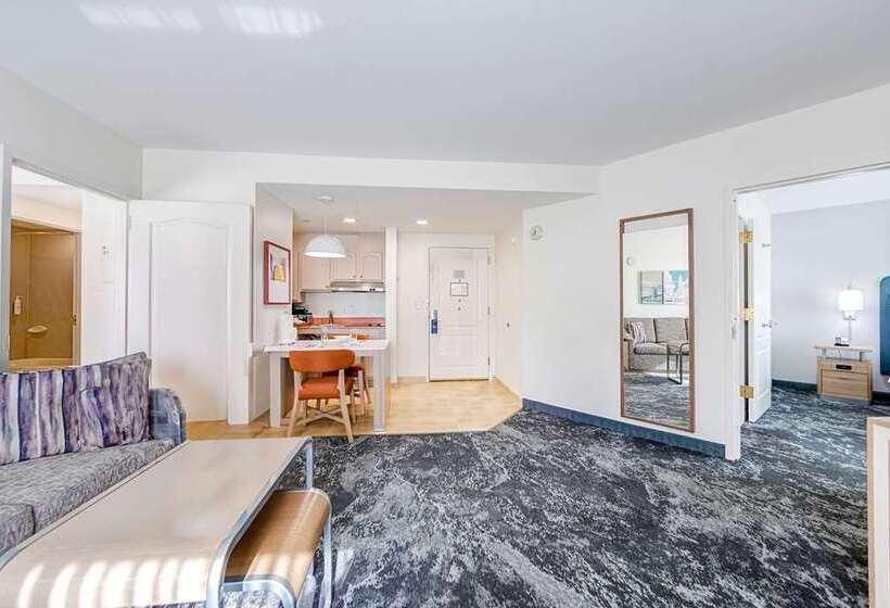 غرفة قياسية, Embassy Suites Anchorage