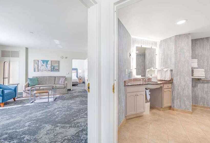 غرفة قياسية, Embassy Suites Anchorage