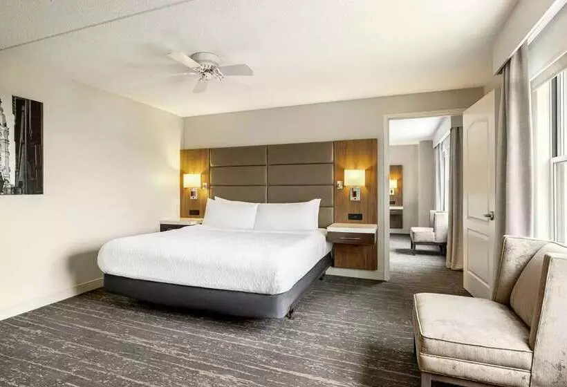 اتاق استاندارد, Embassy Suites Anchorage