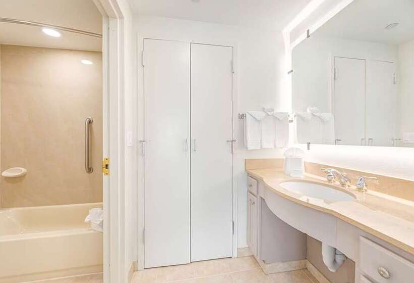 غرفة قياسية, Embassy Suites Anchorage