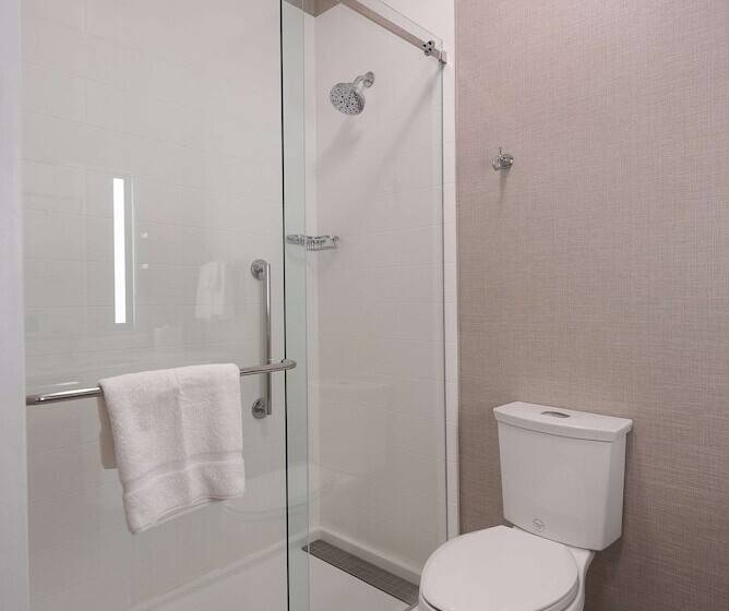 غرفة قياسية, Hilton Garden Inn Calabasas