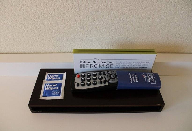 غرفة قياسية, Hilton Garden Inn Calabasas