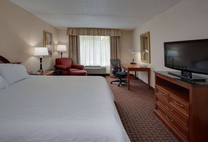 스탠다드 룸, Hilton Garden Inn Cleveland Airport