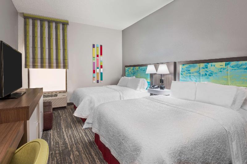 Номер Стандарт, Holiday Inn Express Hotel & Suites Roseville   Galleria Area, An Ihg