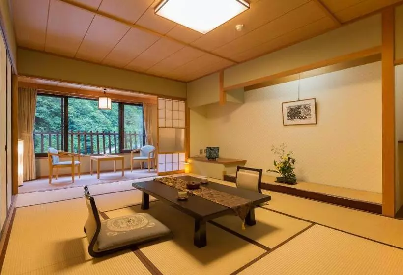 ファミリールーム, Hotaka