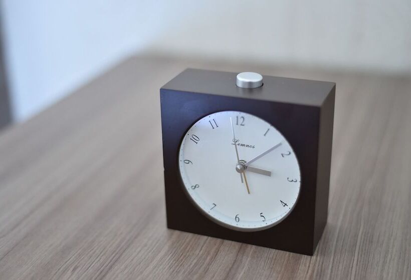 标准单人间, Keihan Tenmabashi