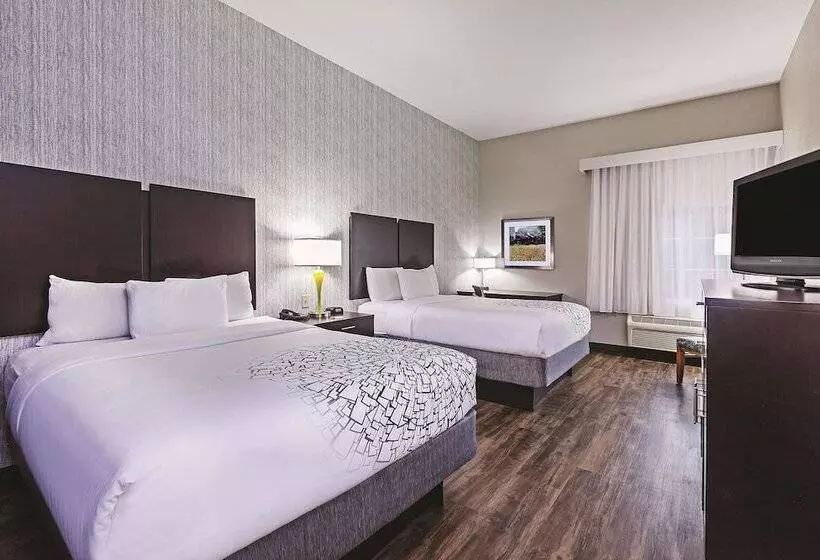 ２ダブルベッドのスタンダードルーム, La Quinta By Wyndham Palestine